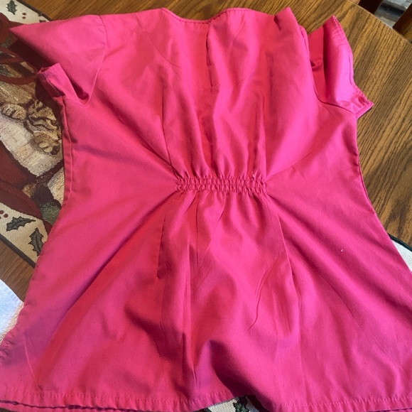 Scrub top - Picture 2 of 3